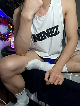 icejuljulju online show from 12/22/25, 01:41