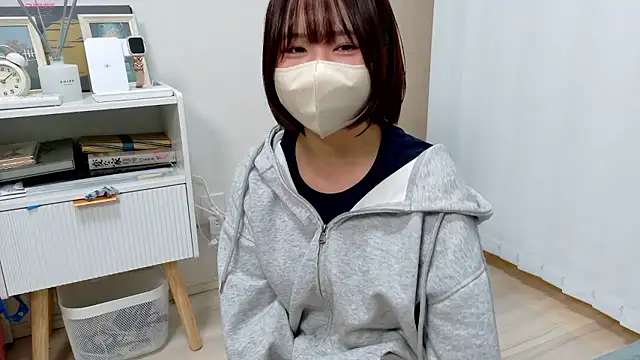 chii chan o0 online show from 12/05/25, 01:09