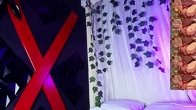 ivonne diaz1 online show from 12/01/25, 08:14