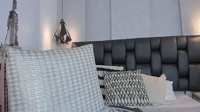 Snapshot of Samantha_hotly chatting on 07/03/26, 03:02 Samantha hotly online show from 07/03/26, 03:02