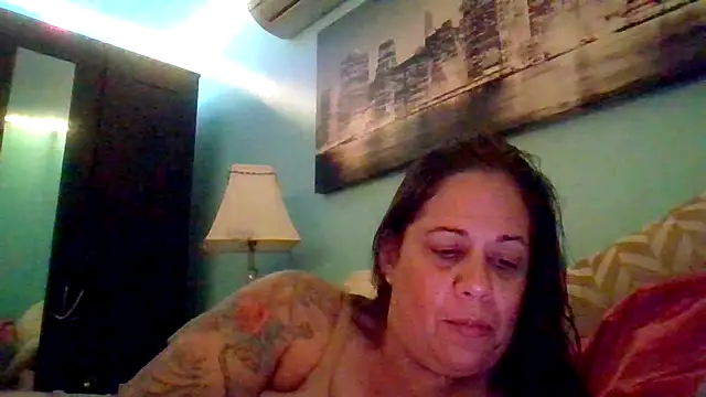 Snapshot of PrettyKittyMia chatting on 09/27/25, 05:01 PrettyKittyMia online show from 09/27/25, 05:01