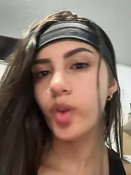 channel-rose1 online show from 04/02/26, 01:58