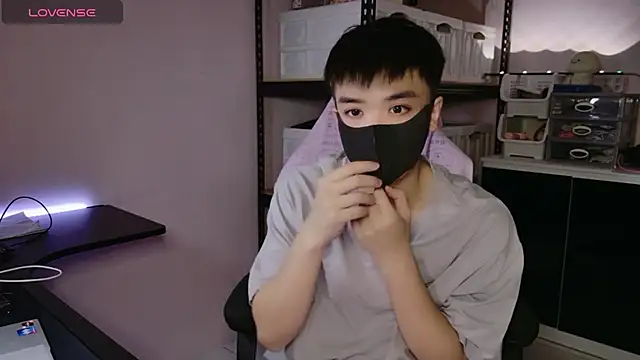 doggyman523 online show from 11/09/25, 03:54