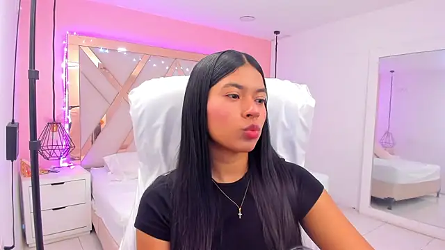 samantaa shy online show from 04/21/26, 02:51