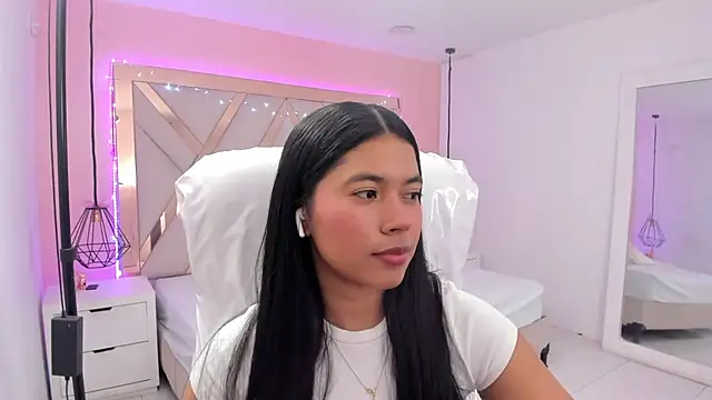 samantaa shy online show from 07/08/26, 12:59