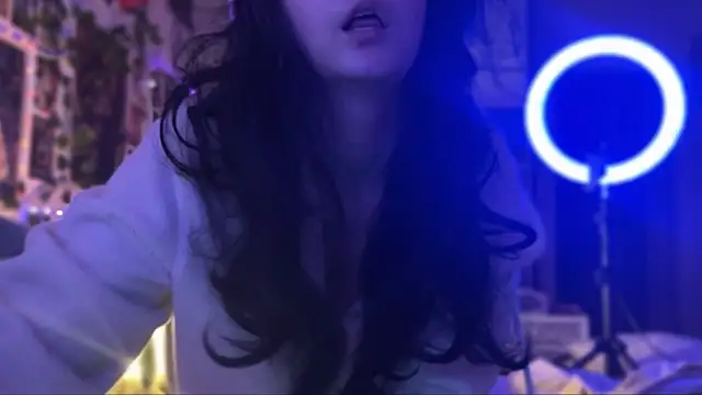 Snapshot of nikoli_naw chatting on 10/09/25, 09:35 nikoli naw online show from 10/09/25, 09:35