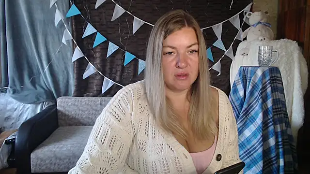 NikaSkylink online show from 10/04/25, 04:21