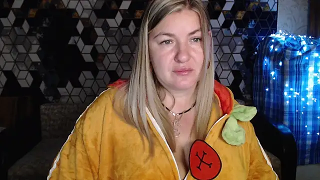 NikaSkylink online show from 12/17/25, 07:53