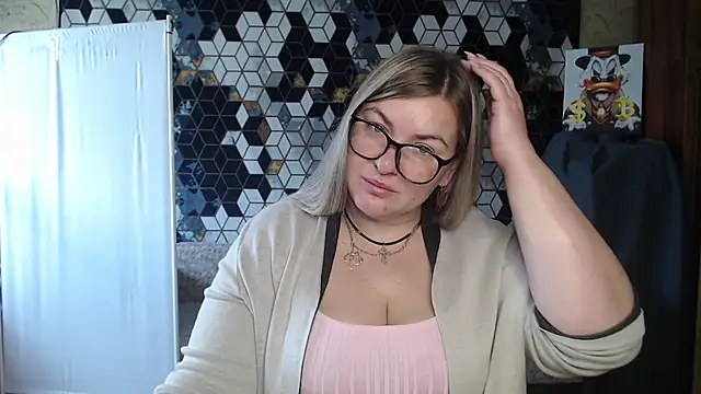 NikaSkylink online show from 04/23/26, 04:57