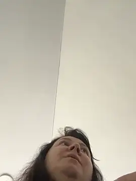 Liza Will online show from 10/22/25, 08:14