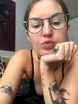 ElizabetBlack online show from 09/30/25, 08:30