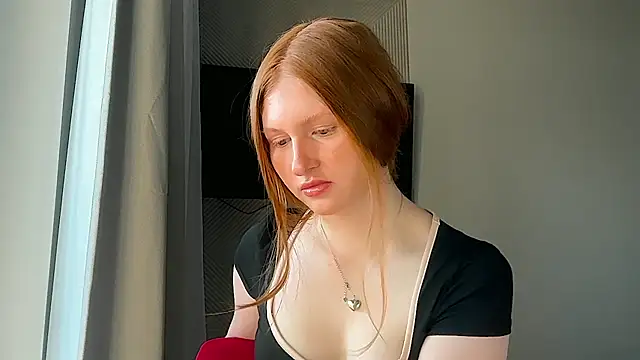 LuxXAngel online show from 06/06/26, 01:11