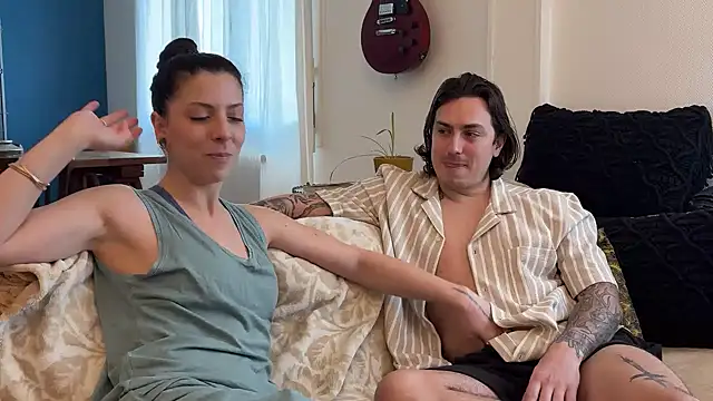 Snapshot of Airelle chatting on 02/17/26, 10:23 Airelle online show from 02/17/26, 10:23