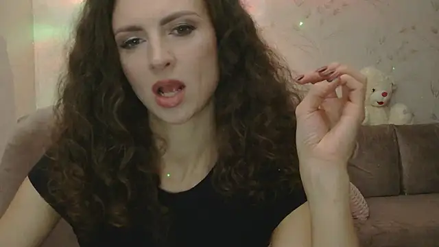 Amber Carrol online show from 12/17/25, 05:19