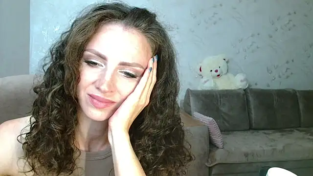 Snapshot of Amber_Carrol chatting on 07/16/26, 04:35 Amber Carrol online show from 07/16/26, 04:35