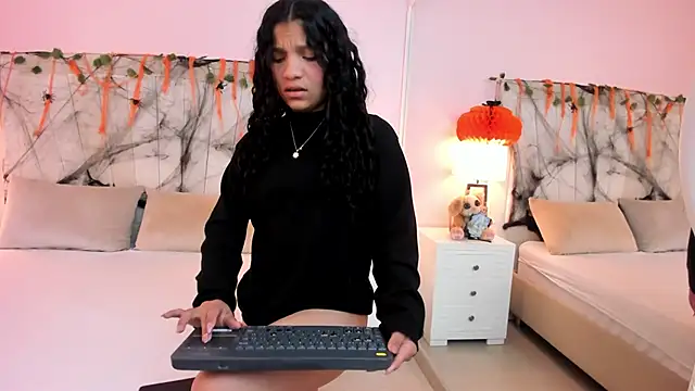 LittleeStar online show from 10/06/25, 03:37