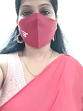 Snapshot of shivani27 chatting on 09/13/25, 06:02 shivani27 online show from 09/13/25, 06:02