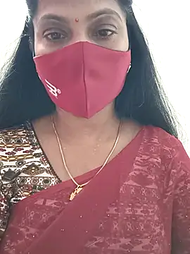 shivani27 online show from 11/26/25, 09:54