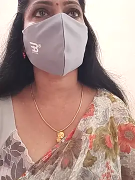 shivani27 online show from 12/05/25, 08:12