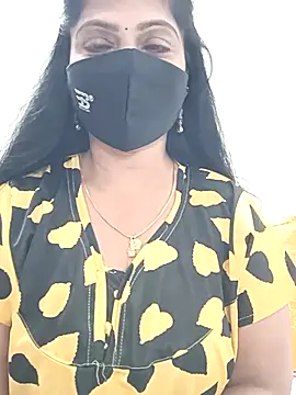 shivani27 online show from 02/18/26, 06:59