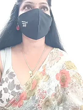 shivani27 online show from 03/18/26, 07:11