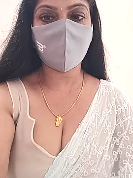 shivani27 online show from 04/05/26, 08:22