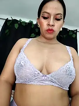 AntonelaMorriz online show from 04/08/26, 08:03