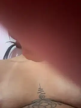 ninfetinha20 online show from 02/05/26, 05:01