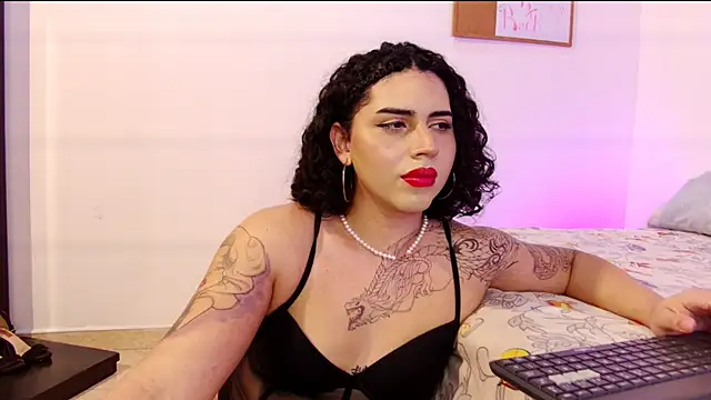 NoahMonroe 11 online show from 10/25/25, 10:48