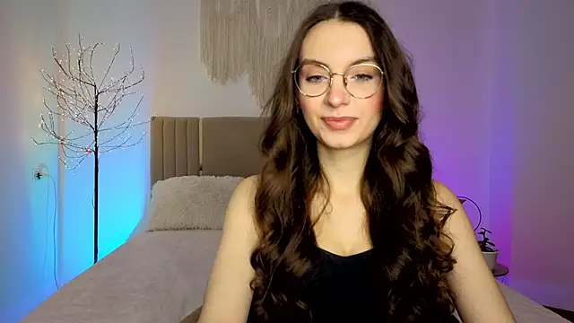 Real cutie1 online show from 02/19/26, 02:13