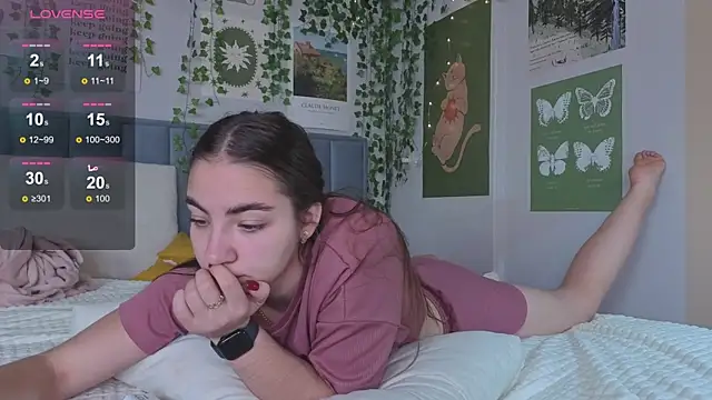 Ashley Pierce online show from 09/19/25, 05:20