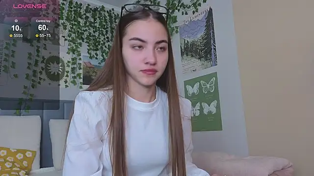 Ashley Pierce online show from 09/29/25, 06:13