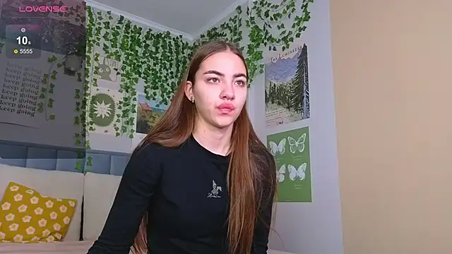 Ashley Pierce online show from 10/11/25, 04:12