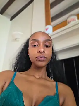 Hazel Dollxx online show from 05/23/26, 07:46