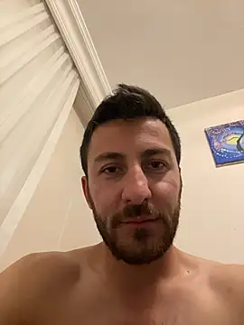 emredenizz07 online show from 11/08/25, 10:19