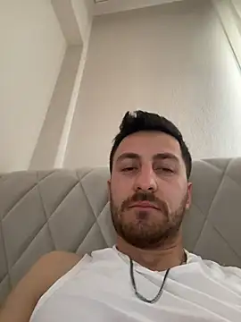 emredenizz07 online show from 01/06/26, 07:23