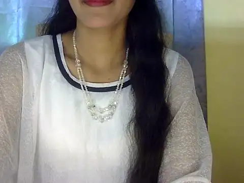 Snapshot of zara_Khan0 chatting on 09/24/25, 05:00 zara Khan0 online show from 09/24/25, 05:00