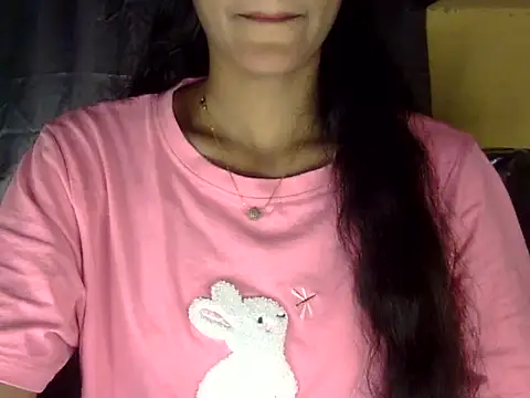 Snapshot of zara_Khan0 chatting on 09/26/25, 02:48 zara Khan0 online show from 09/26/25, 02:48
