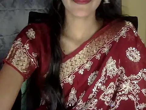Snapshot of zara_Khan0 chatting on 10/04/25, 02:37 zara Khan0 online show from 10/04/25, 02:37