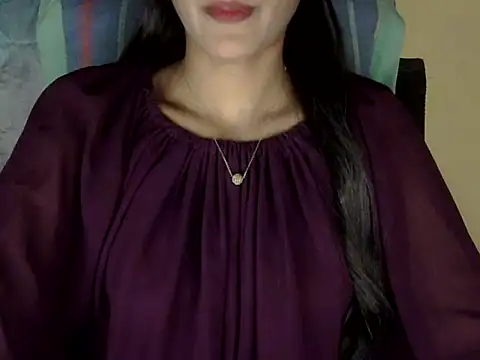 Snapshot of zara_Khan0 chatting on 10/13/25, 02:22 zara Khan0 online show from 10/13/25, 02:22