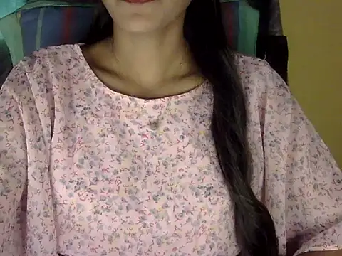 Snapshot of zara_Khan0 chatting on 10/14/25, 03:51 zara Khan0 online show from 10/14/25, 03:51