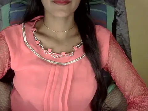 Snapshot of zara_Khan0 chatting on 10/16/25, 03:02 zara Khan0 online show from 10/16/25, 03:02