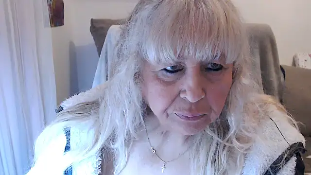 SusiLifeXXX online show from 11/07/25, 08:20