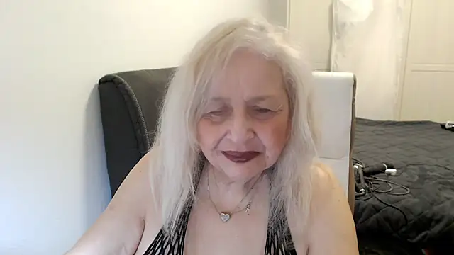 SusiLifeXXX online show from 03/12/26, 08:48