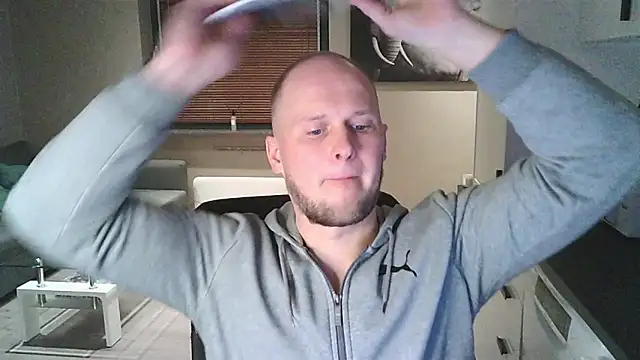 Dartanjanas13 online show from 10/10/25, 04:50