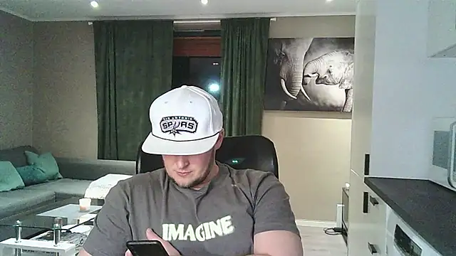 Dartanjanas13 online show from 02/28/26, 06:20