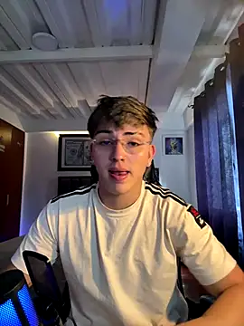 Justin trevor1 online show from 10/04/25, 07:56