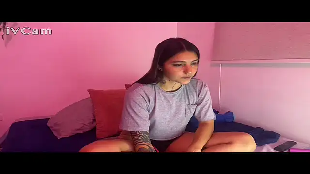 Snapshot of SurpriseMadlicia chatting on 09/12/25, 03:50 SurpriseMadlicia online show from 09/12/25, 03:50