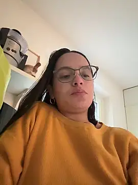 Maia Park online show from 03/28/26, 05:01