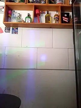 Snapshot of vboli08 chatting on 10/28/25, 09:39 vboli08 online show from 10/28/25, 09:39